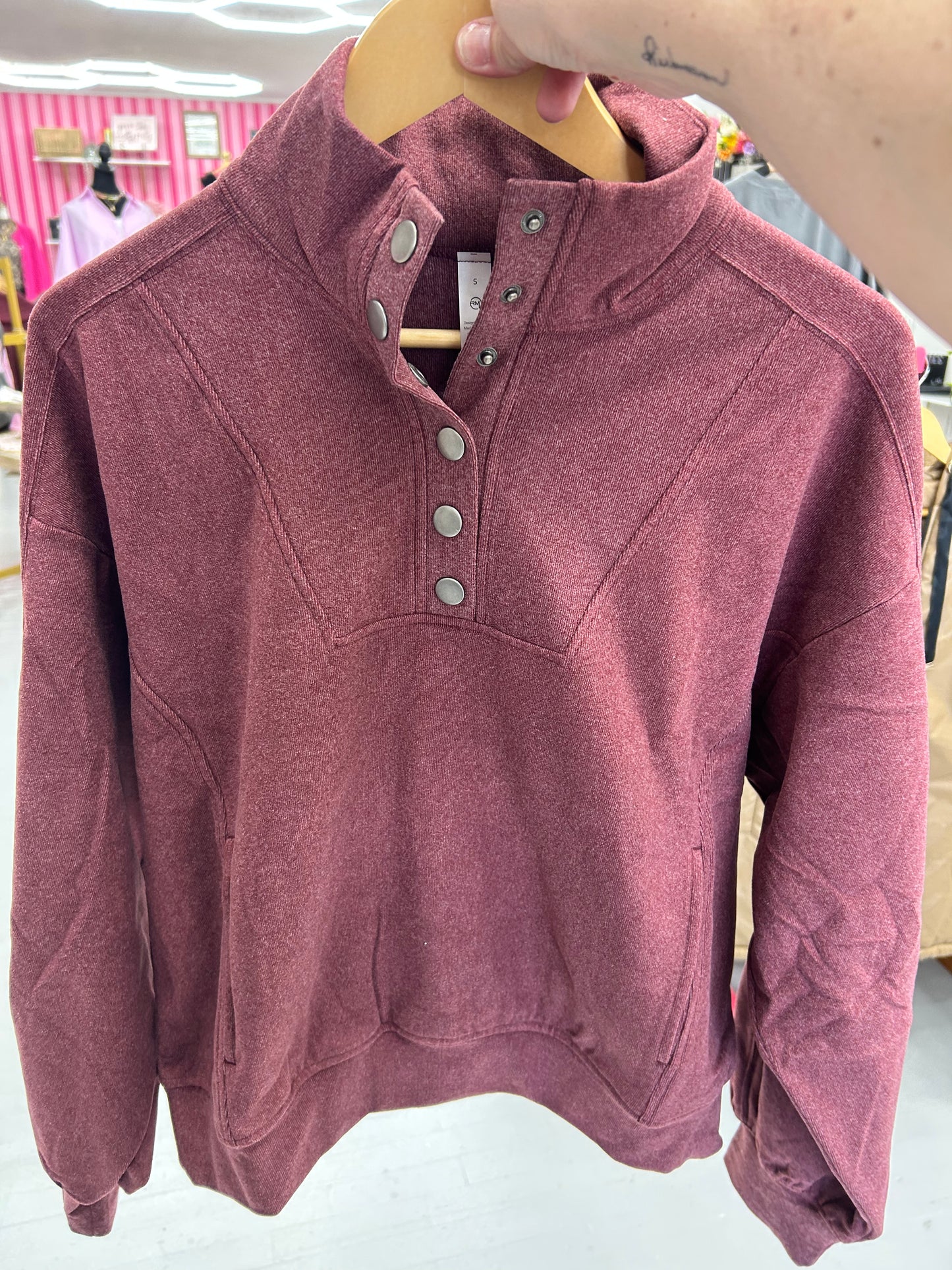 Casual Hangout Pullover {Wine}