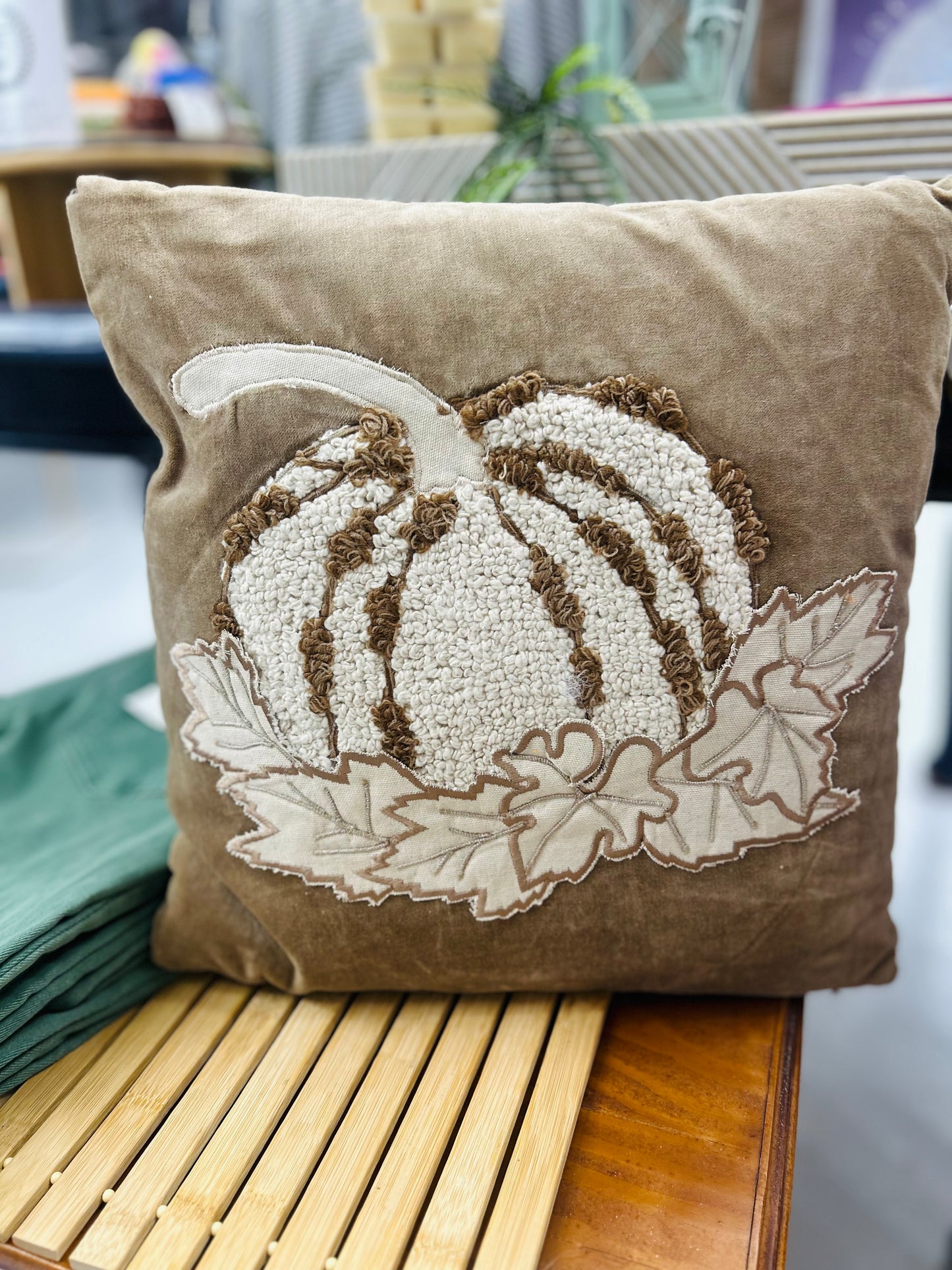 Pumpkin/Leaf Pillow