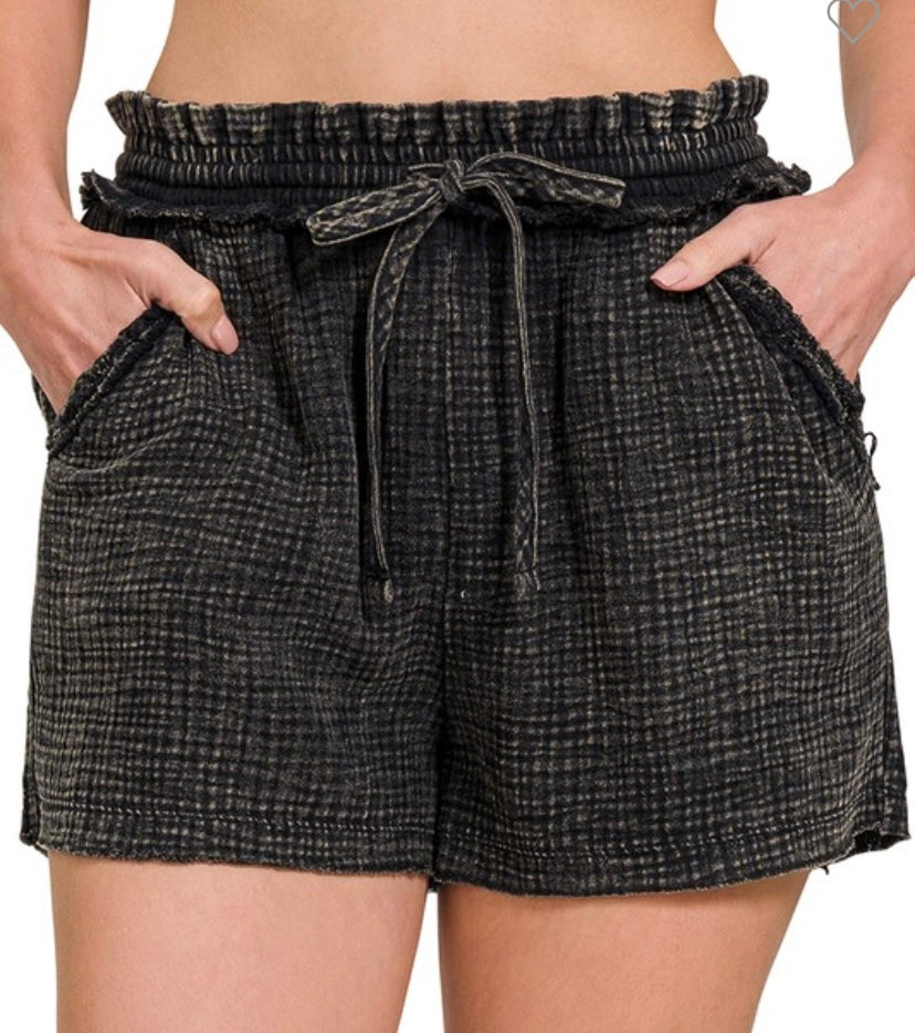 Made For The Weekend Shorts {Black}